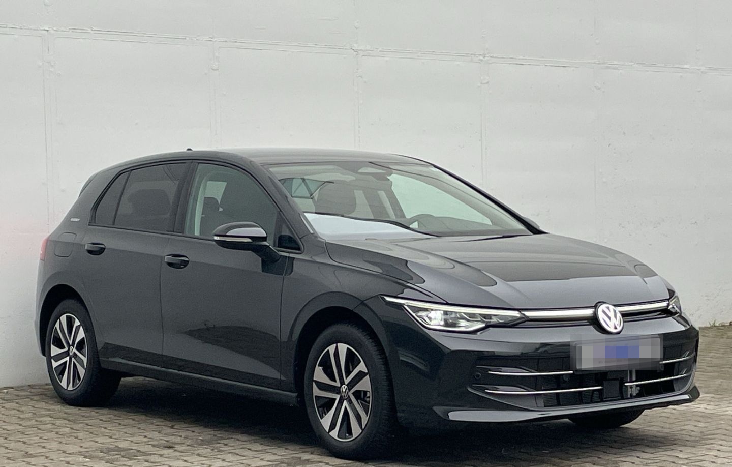 Volkswagen Golf VIII 1.5 eTSI DSG Energy Navi/ACC/Kamera/LE foto 2