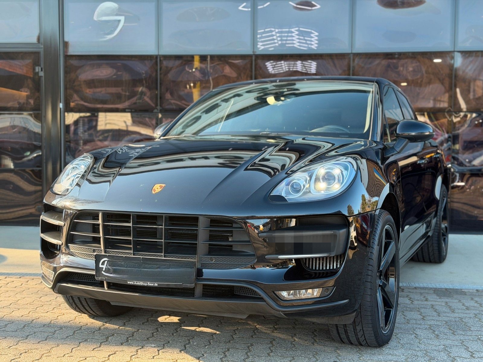 Porsche Macan Turbo 3,6L Sport-Chrono/21 Zoll/PTV/AHK
