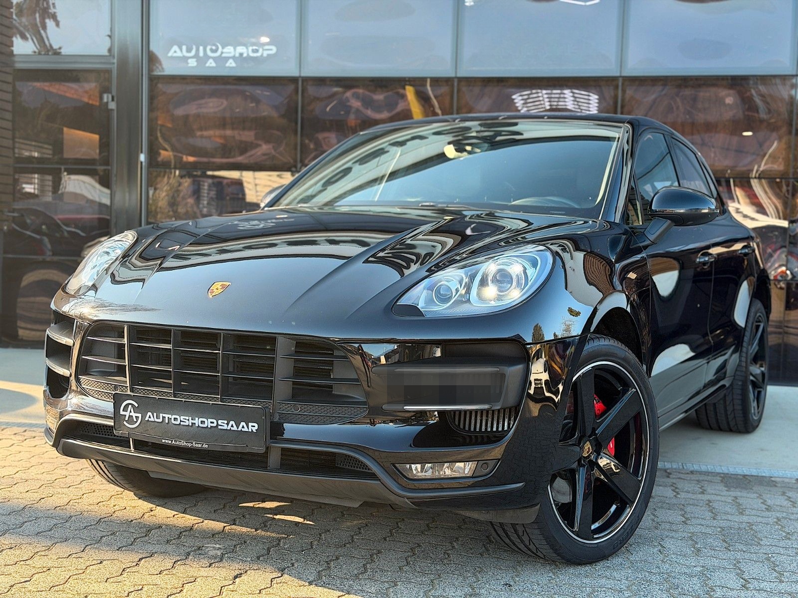 Porsche Macan Turbo 3,6L Sport-Chrono/21 Zoll/PTV/AHK foto 2