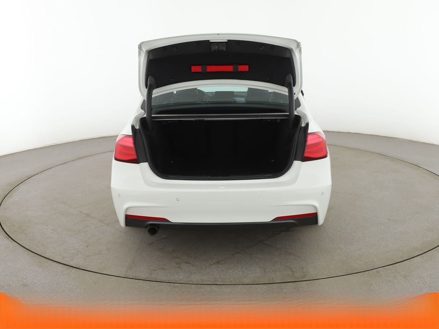 BMW 318i M Sport Shadow Aut.*NAVI*LED*PDC*SHZ*TEMPO* foto 17