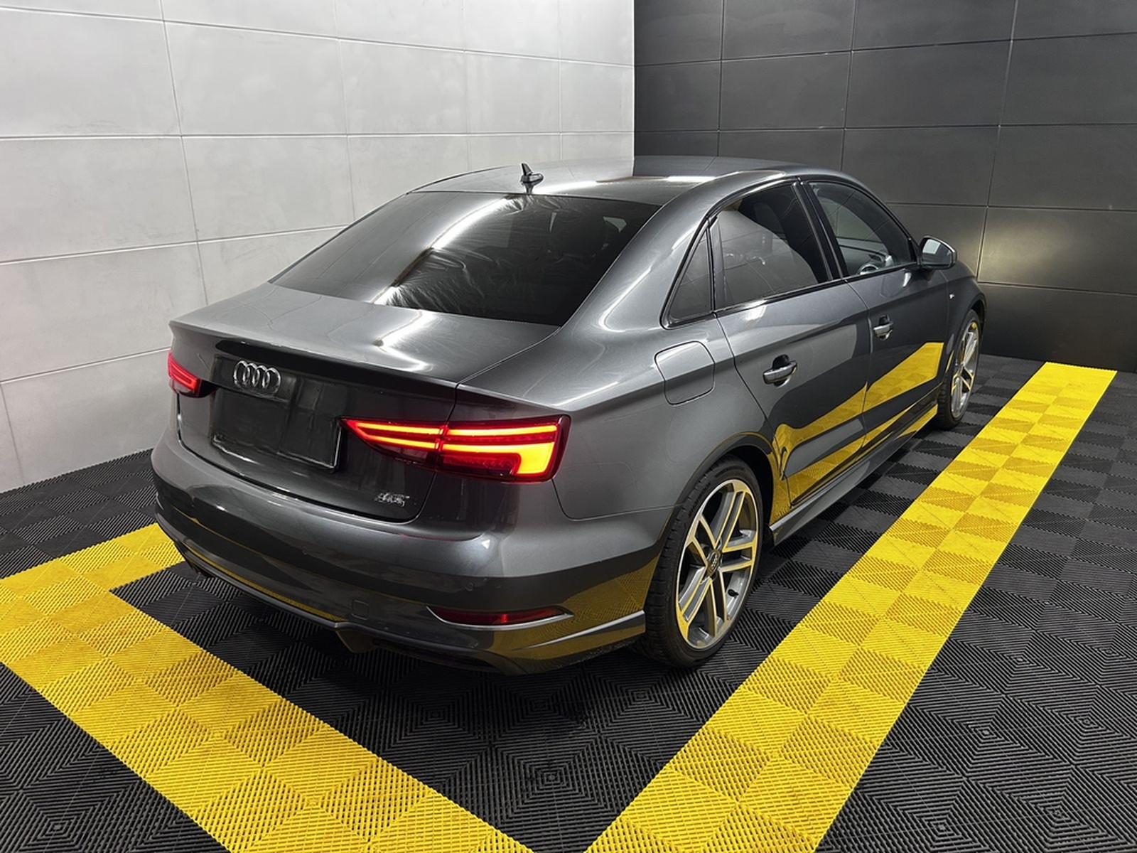 Audi A3 Limousine Quattro 3x S-Line+S-tronic+NAVI+LED foto 4