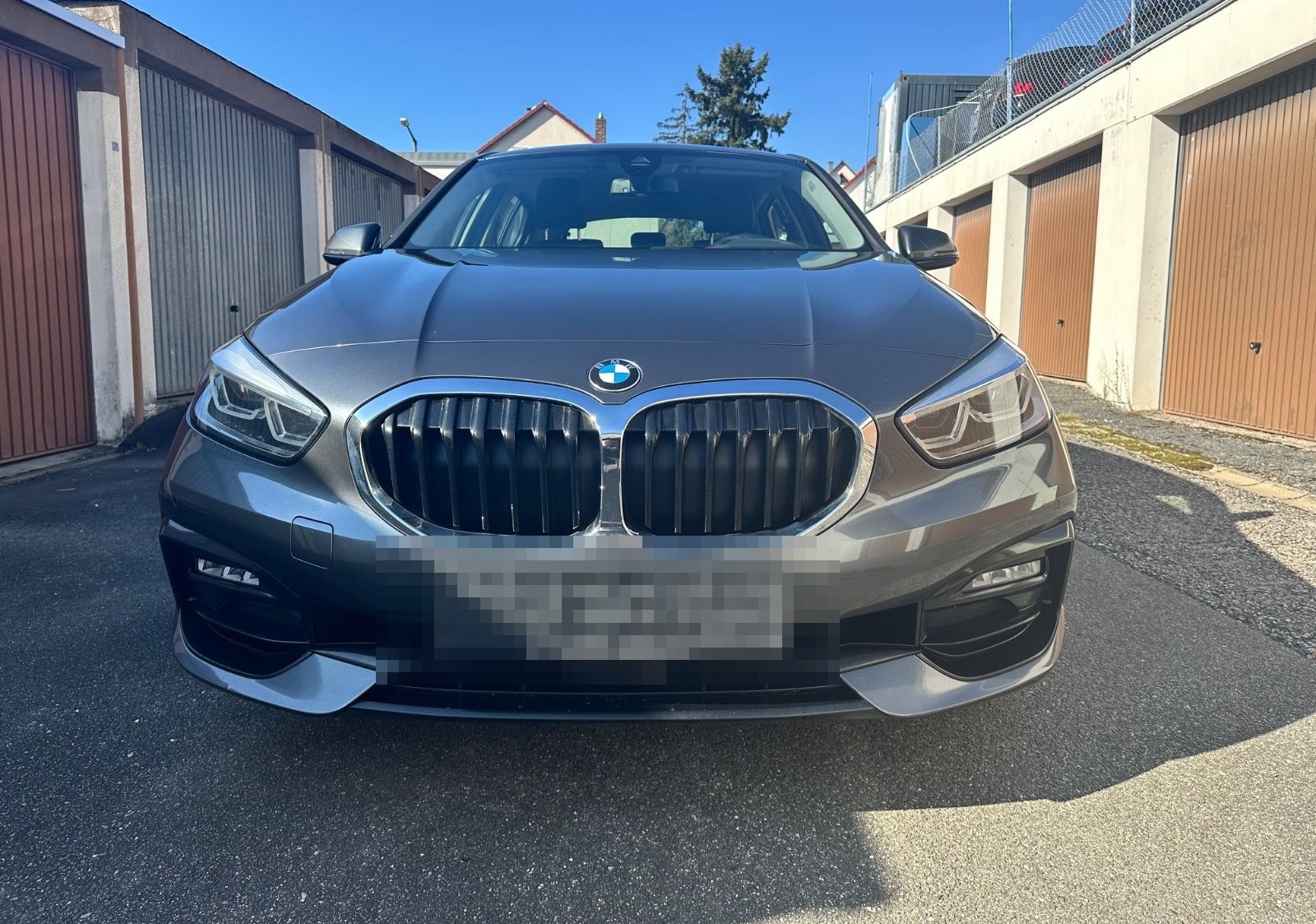 BMW 118 d Sport Line/aut/LED/navi/kamera/H-UP/temp foto 2