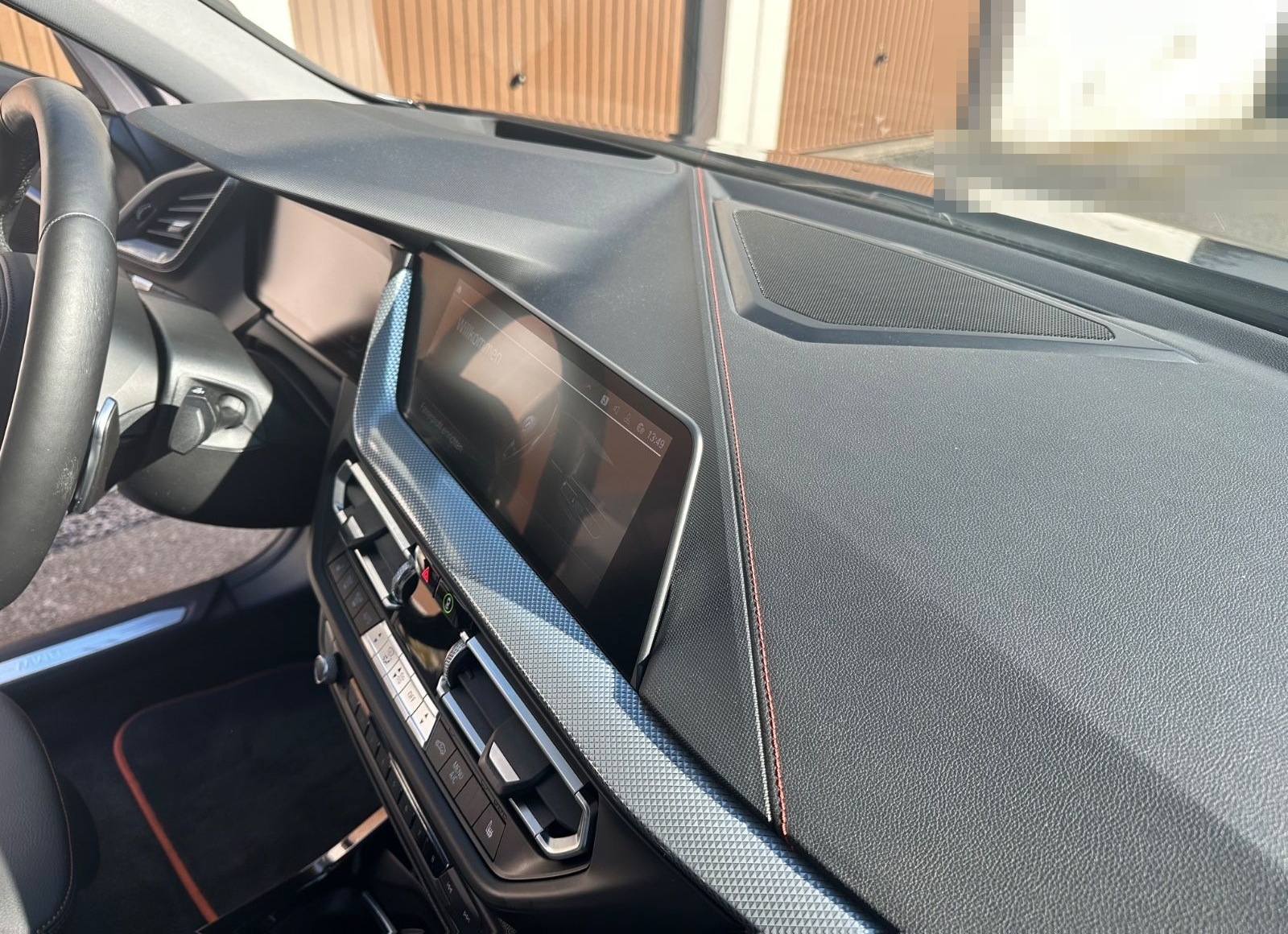 BMW 118 d Sport Line/aut/LED/navi/kamera/H-UP/temp foto 11