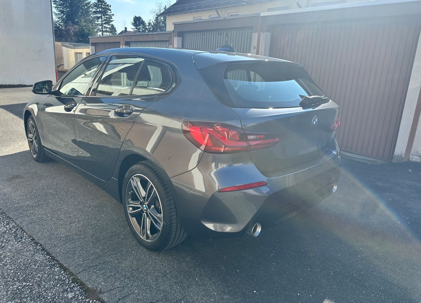 BMW 118 d Sport Line/aut/LED/navi/kamera/H-UP/temp foto 6