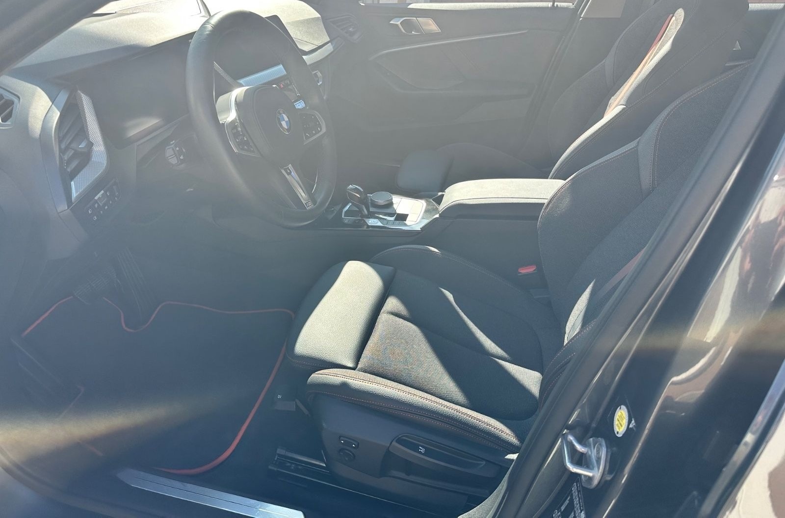 BMW 118 d Sport Line/aut/LED/navi/kamera/H-UP/temp foto 7