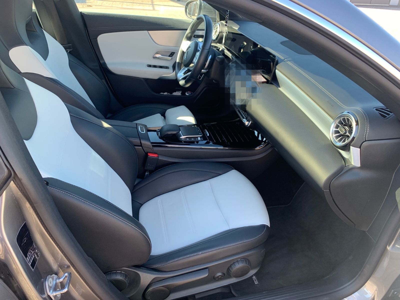 Mercedes-Benz CLA 200 AMG , NAVI ,KAMERA,PANORAMA foto 17