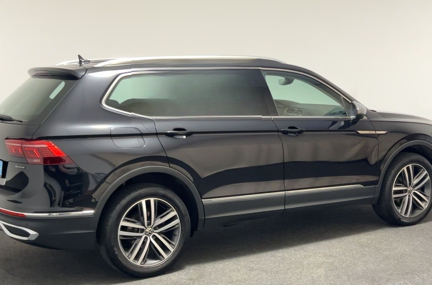 Volkswagen Tiguan Allspace 2.0 TDI DSG 4Motion Elegance foto 7