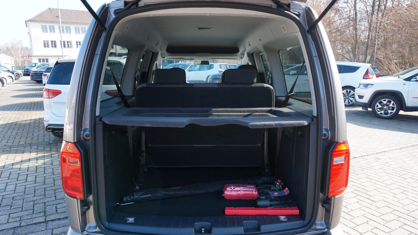Volkswagen Caddy Maxi 1.4 TSI DSG*Standheizung*AHK*7 Sitzer foto 25