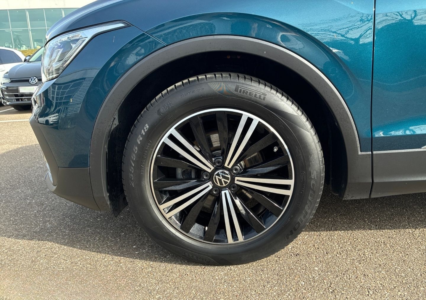 Volkswagen Tiguan Life 2.0 TDI DSG Sportpaket Navi Digitale foto 11