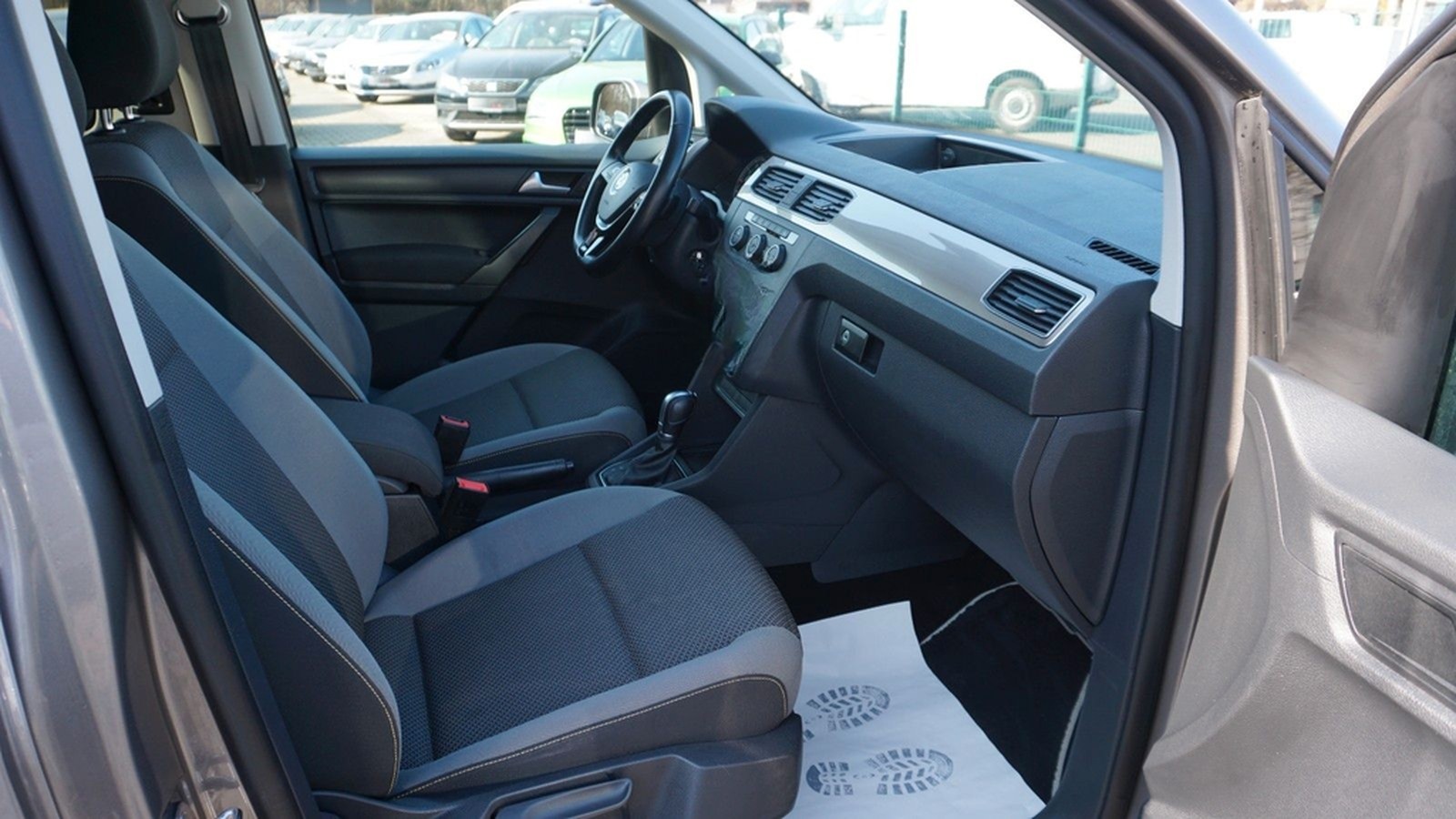 Volkswagen Caddy Maxi 1.4 TSI DSG*Standheizung*AHK*7 Sitzer foto 10