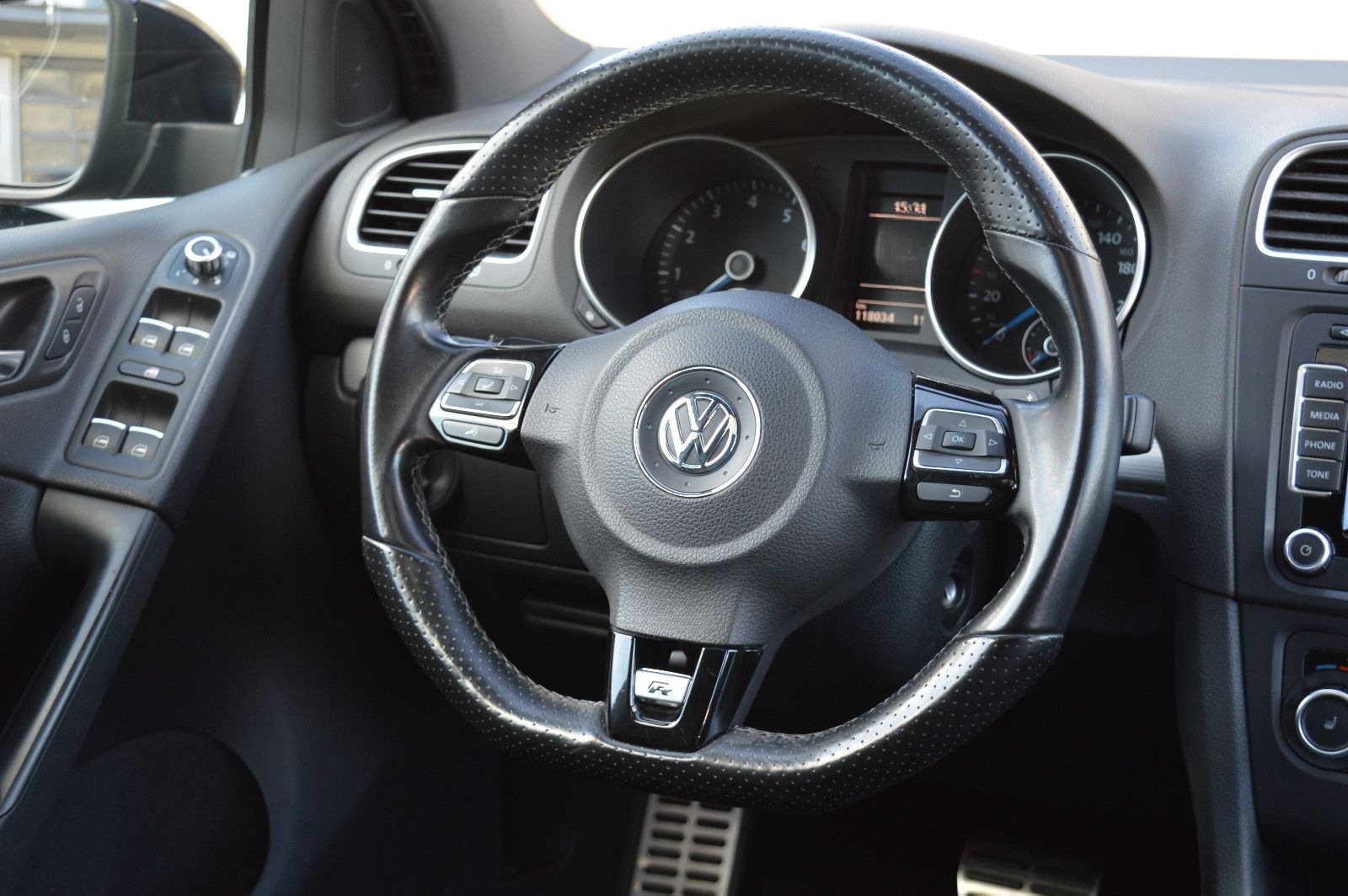 Volkswagen Golf VI R 4Motion *DSG*Xenon*Leder*Schiebedach* foto 6