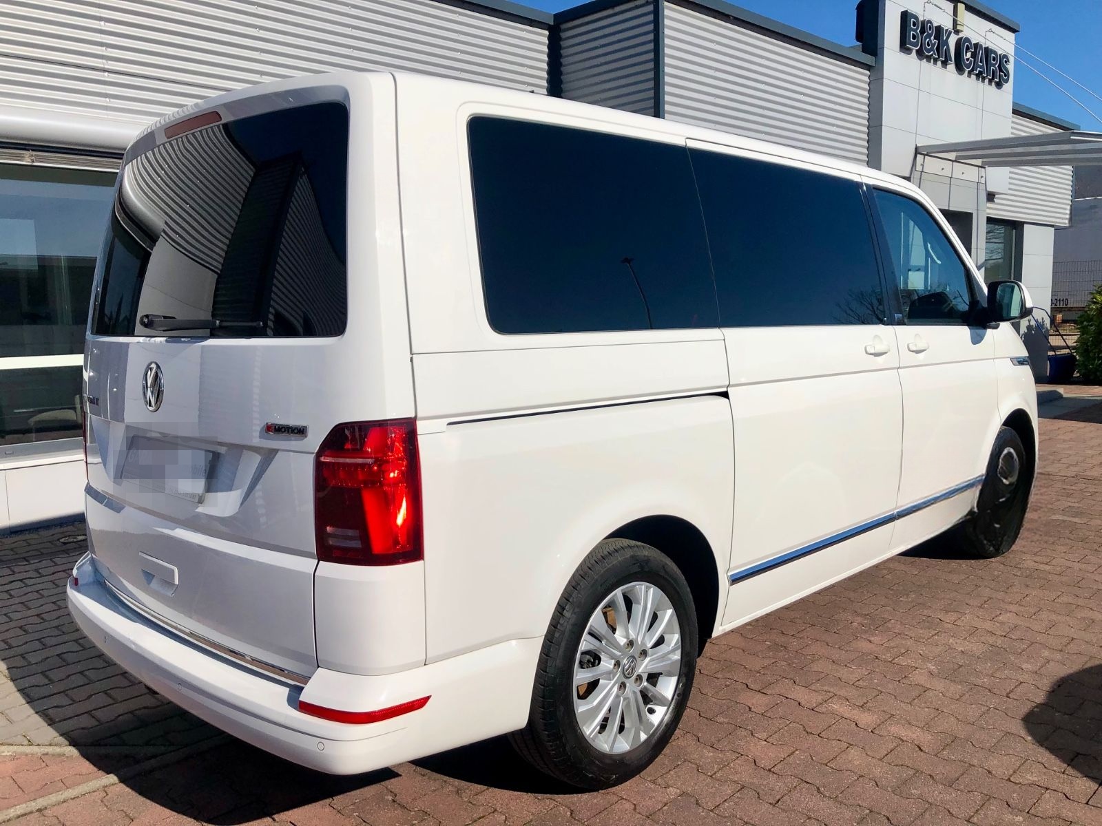 Volkswagen T6.1 Multivan Generation Six 4MOTION/LED/ACC/AHK foto 2