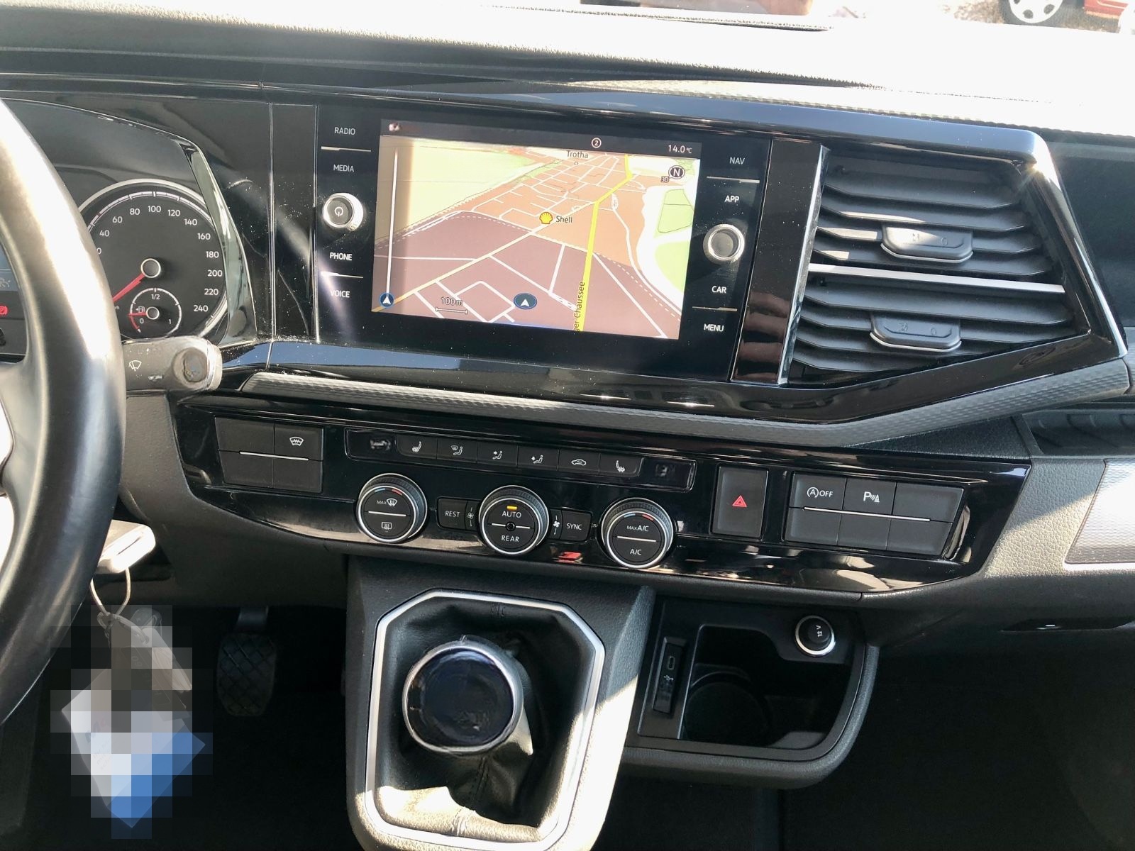 Volkswagen T6.1 Multivan Generation Six 4MOTION/LED/ACC/AHK foto 19