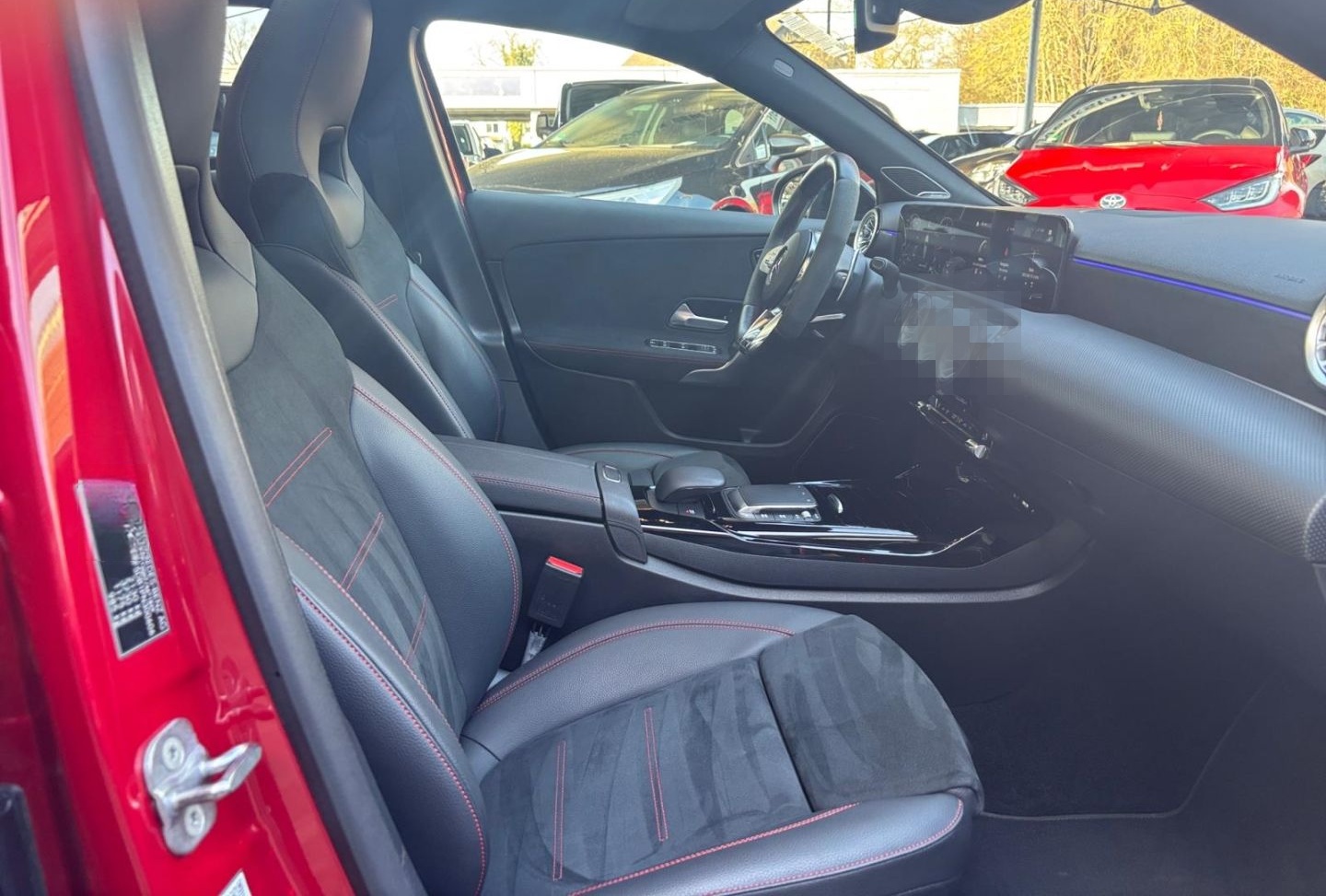 Mercedes-Benz A 45 AMG 4M S-Shift DCT 8G *LED*Burmester*360°* foto 20