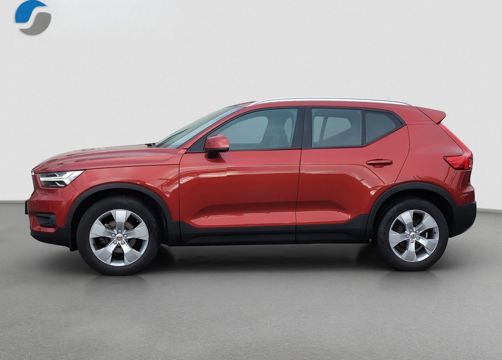 Volvo XC40+T3+GT+Momentum Pro+Panorama+PDC v/h+R-Kam++ foto 2