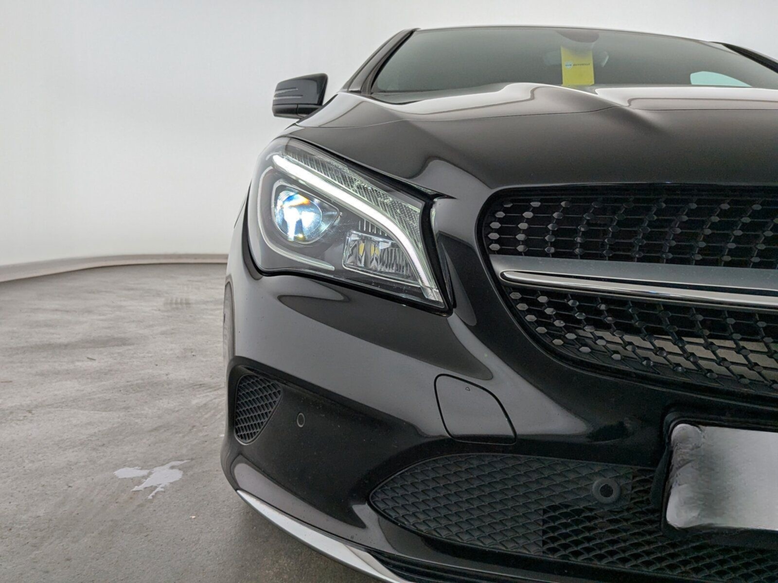 Mercedes-Benz CLA 200 Shooting Brake Urban LED+NAVI+SHZ+RFK+BC foto 3
