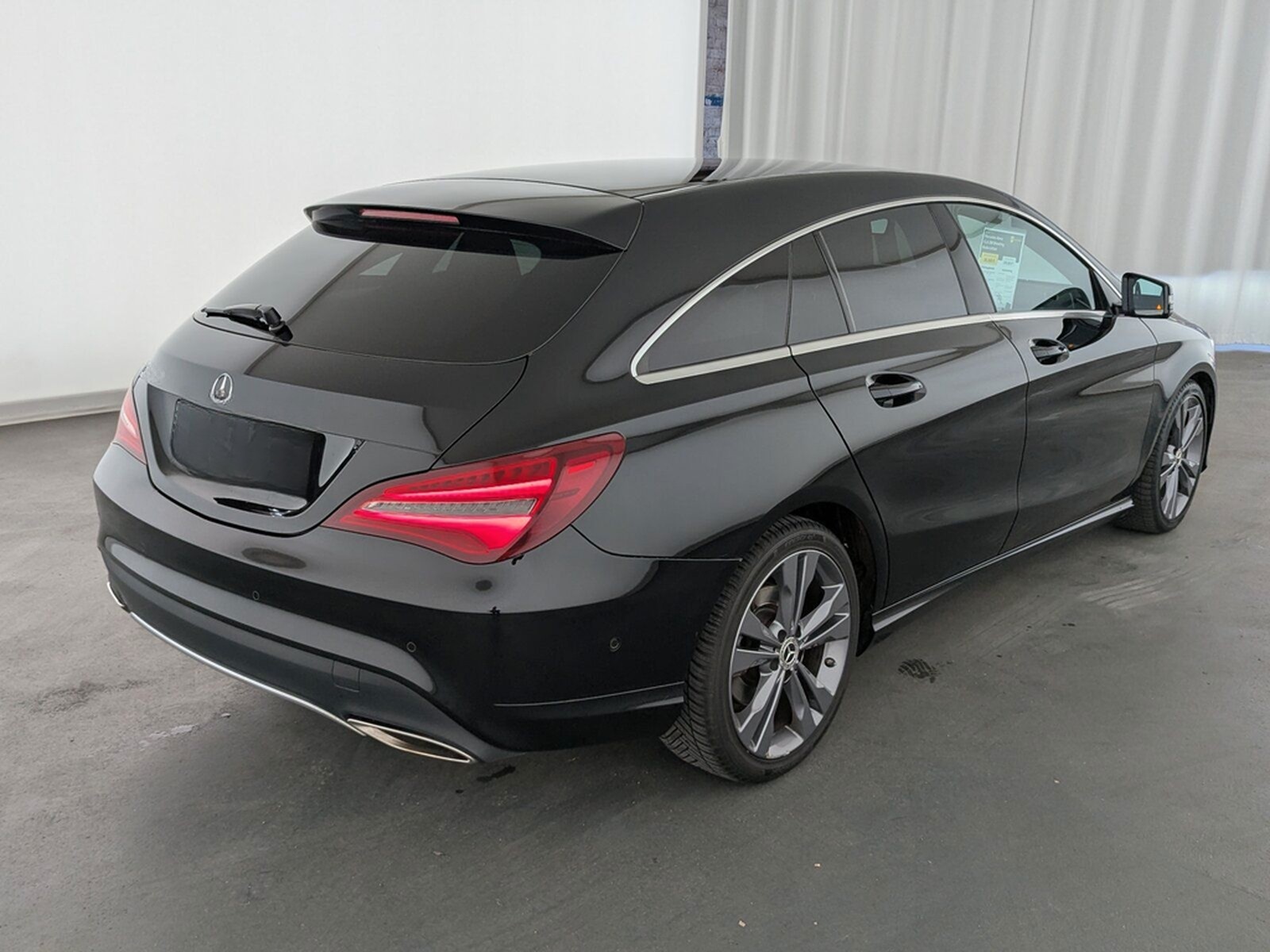 Mercedes-Benz CLA 200 Shooting Brake Urban LED+NAVI+SHZ+RFK+BC foto 6