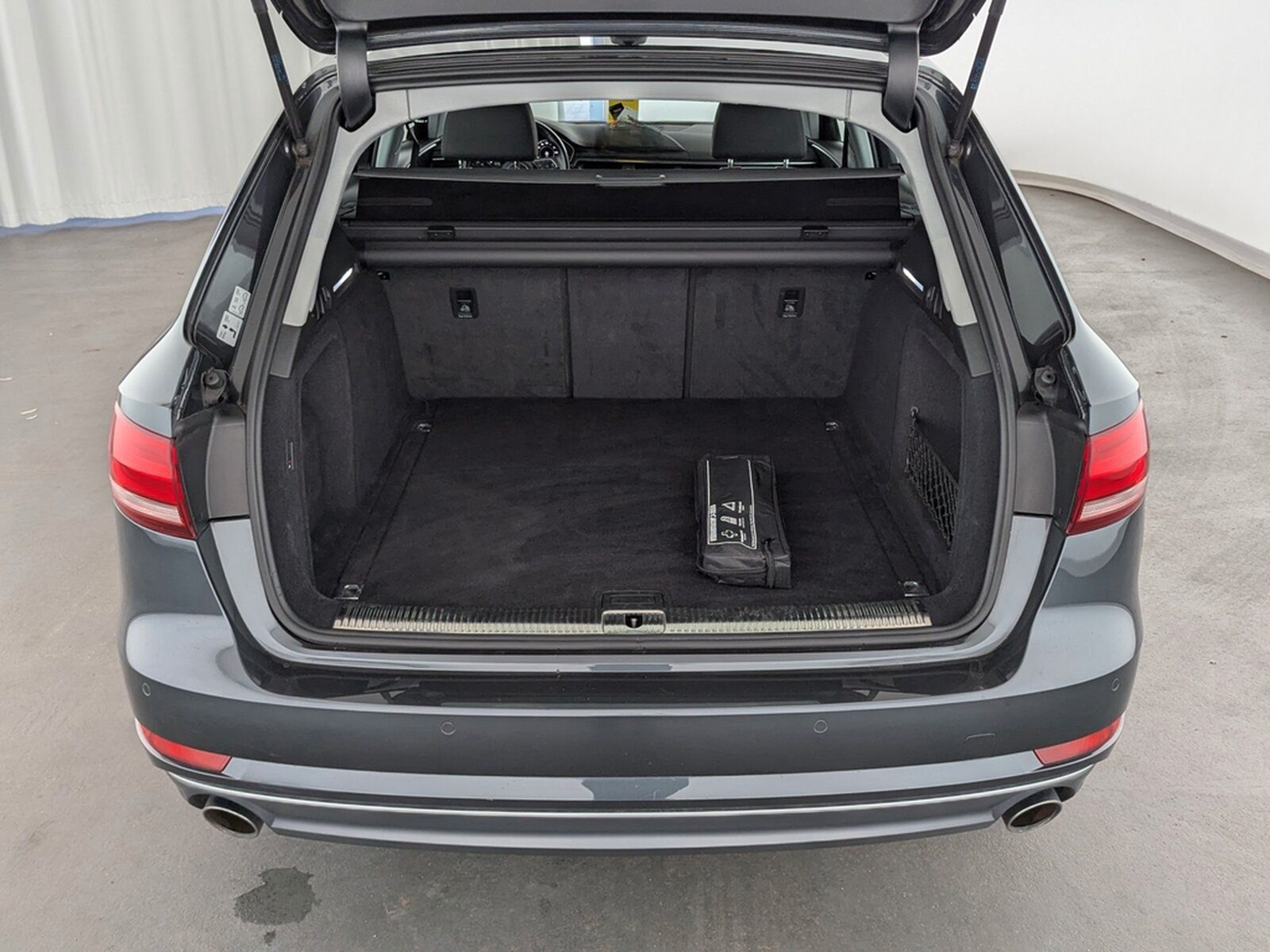 Audi A4 2.0 TFSI Avant sport XENON+NAVI+AHK+SHZ+PDC+ foto 11