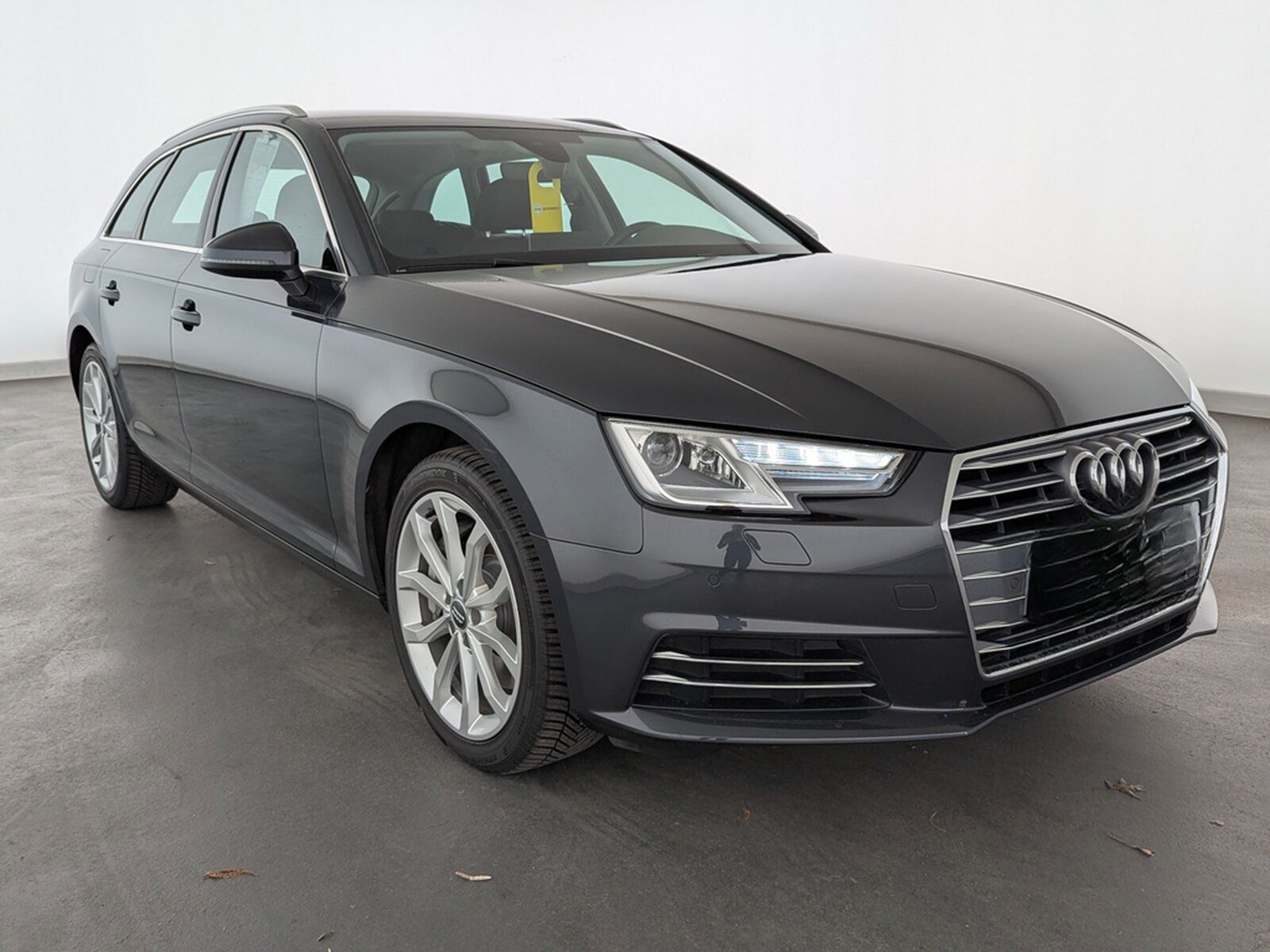 Audi A4 2.0 TFSI Avant sport XENON+NAVI+AHK+SHZ+PDC+ foto 5