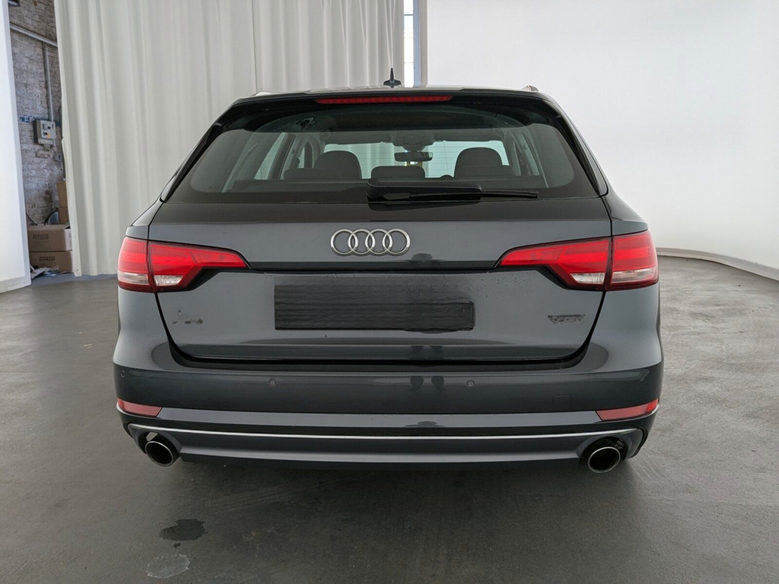 Audi A4 2.0 TFSI Avant sport XENON+NAVI+AHK+SHZ+PDC+ foto 7