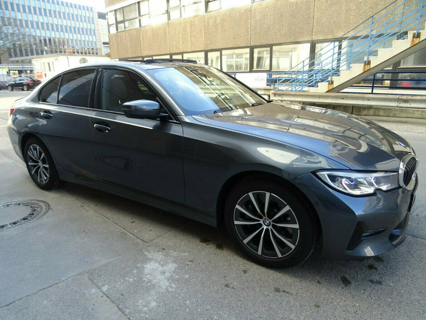 BMW 330d Sportline SAG,AHK,Ledersports,ACC foto 12