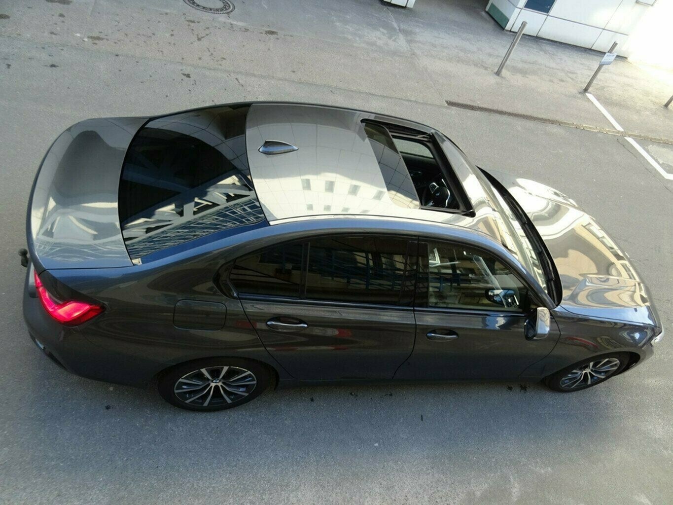 BMW 330d Sportline SAG,AHK,Ledersports,ACC foto 18