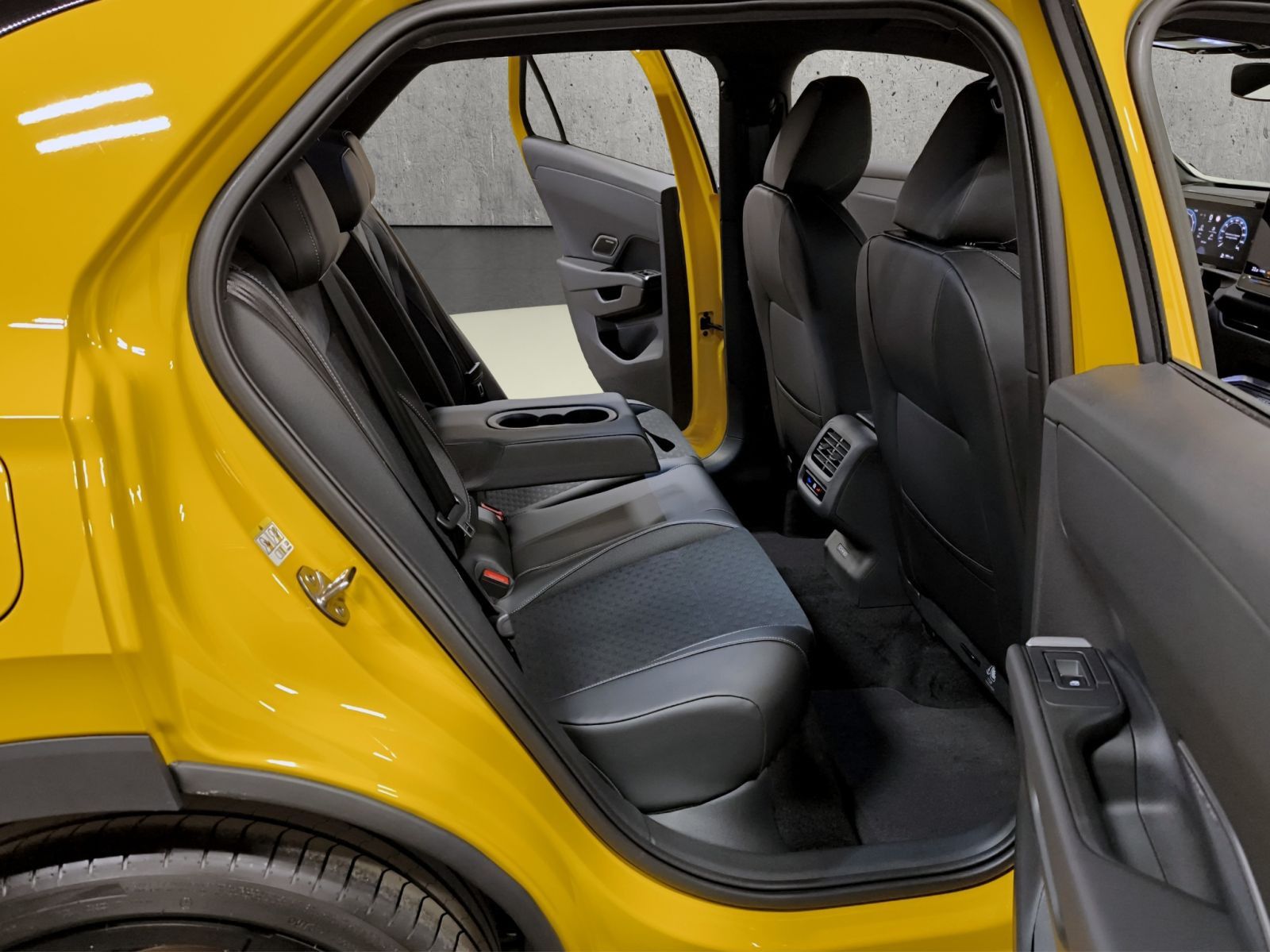 Volkswagen T-Roc 1.5 TSI DSG R-Line Black Style, Harman Kar foto 14