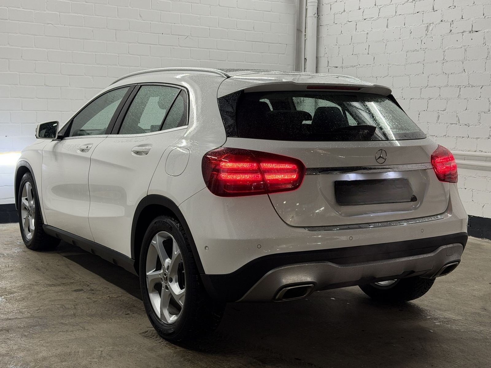 Mercedes-Benz GLA 250 7G-DCT Urban/ LED / Panorama foto 7