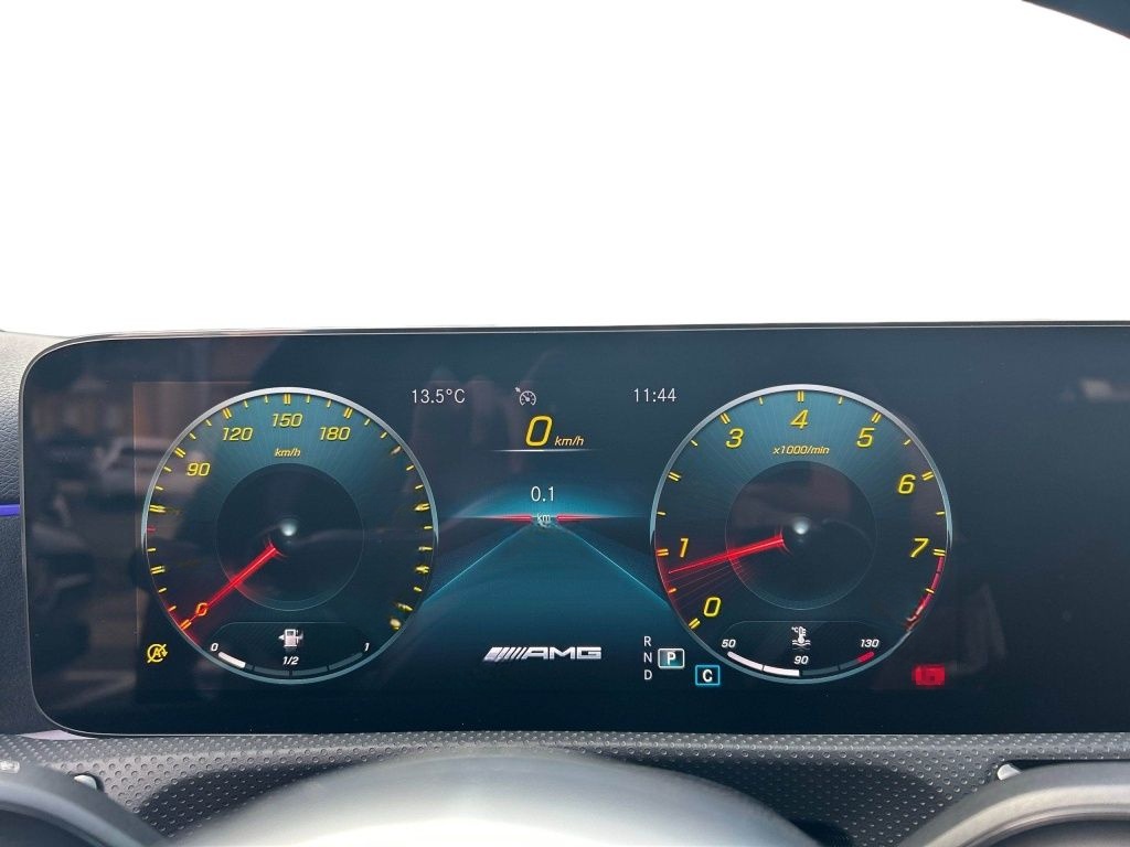 Mercedes-Benz AMG A 45 S 4MATIC Panorama AUT HUD LM SportS. foto 10