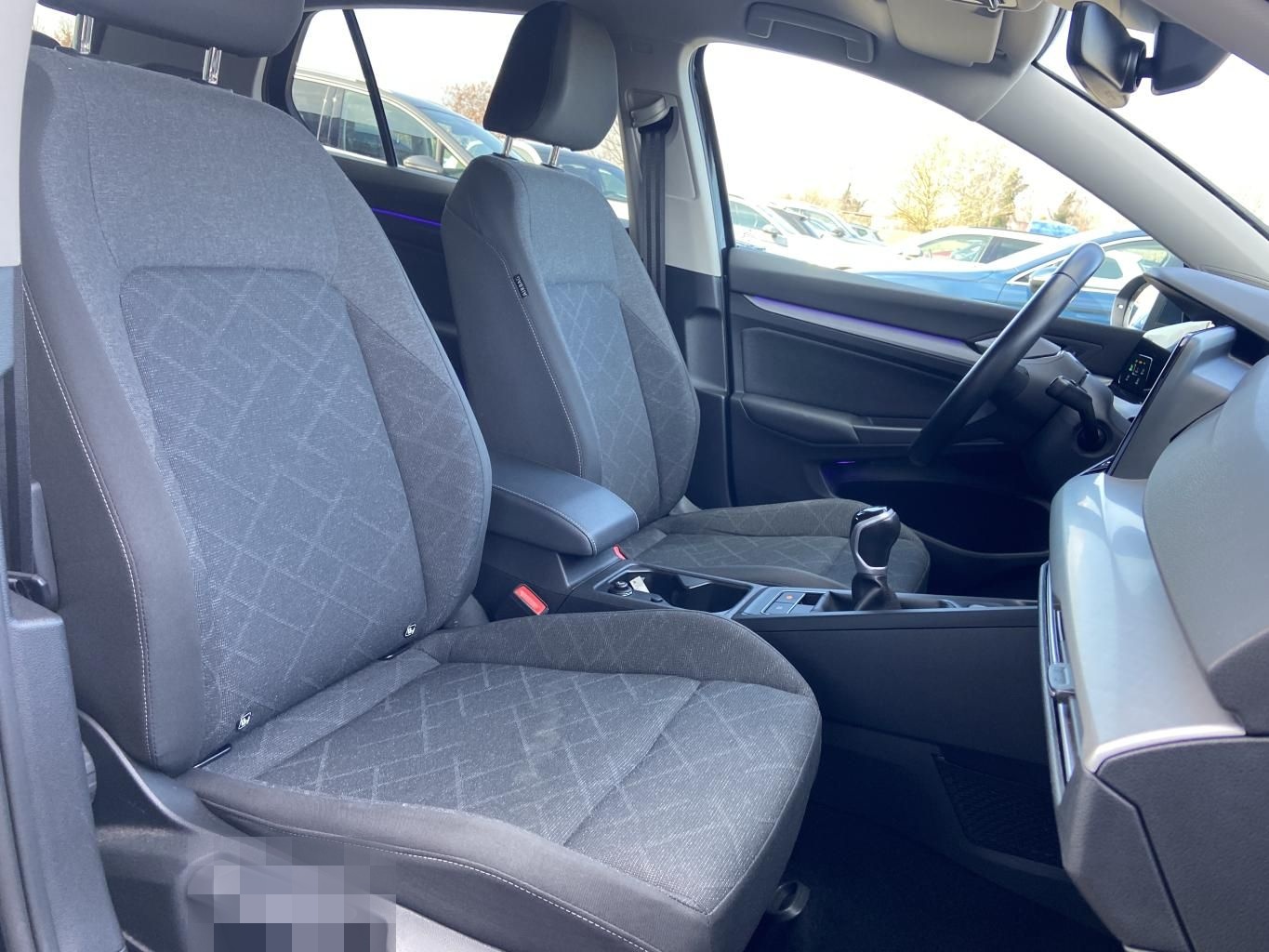 Volkswagen Golf 1.5 TSI Life APP-CONNECT+AHK+ACTIVE-INFO+KA foto 13