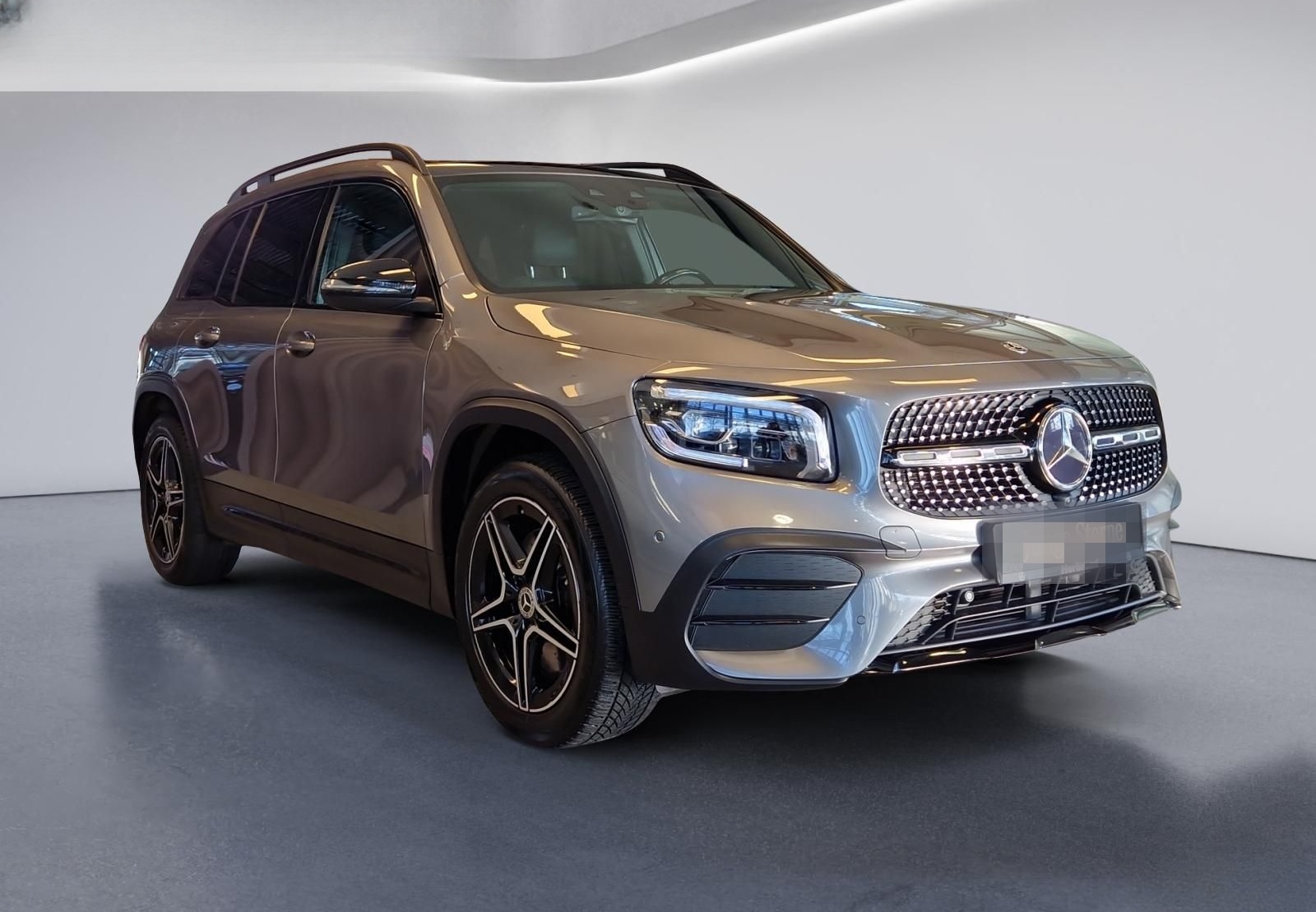 Mercedes-Benz GLB 220 d AMG Line MULTIBEAM Night Pano Kamera foto 2