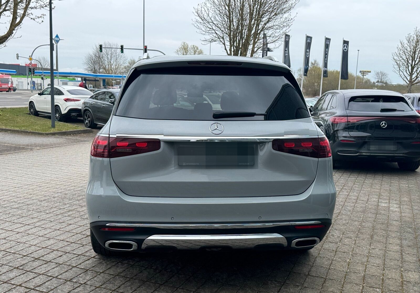 Mercedes-Benz GLS 350 d 4MATIC Distro Pano AHK Akustik 21 Zoll foto 5