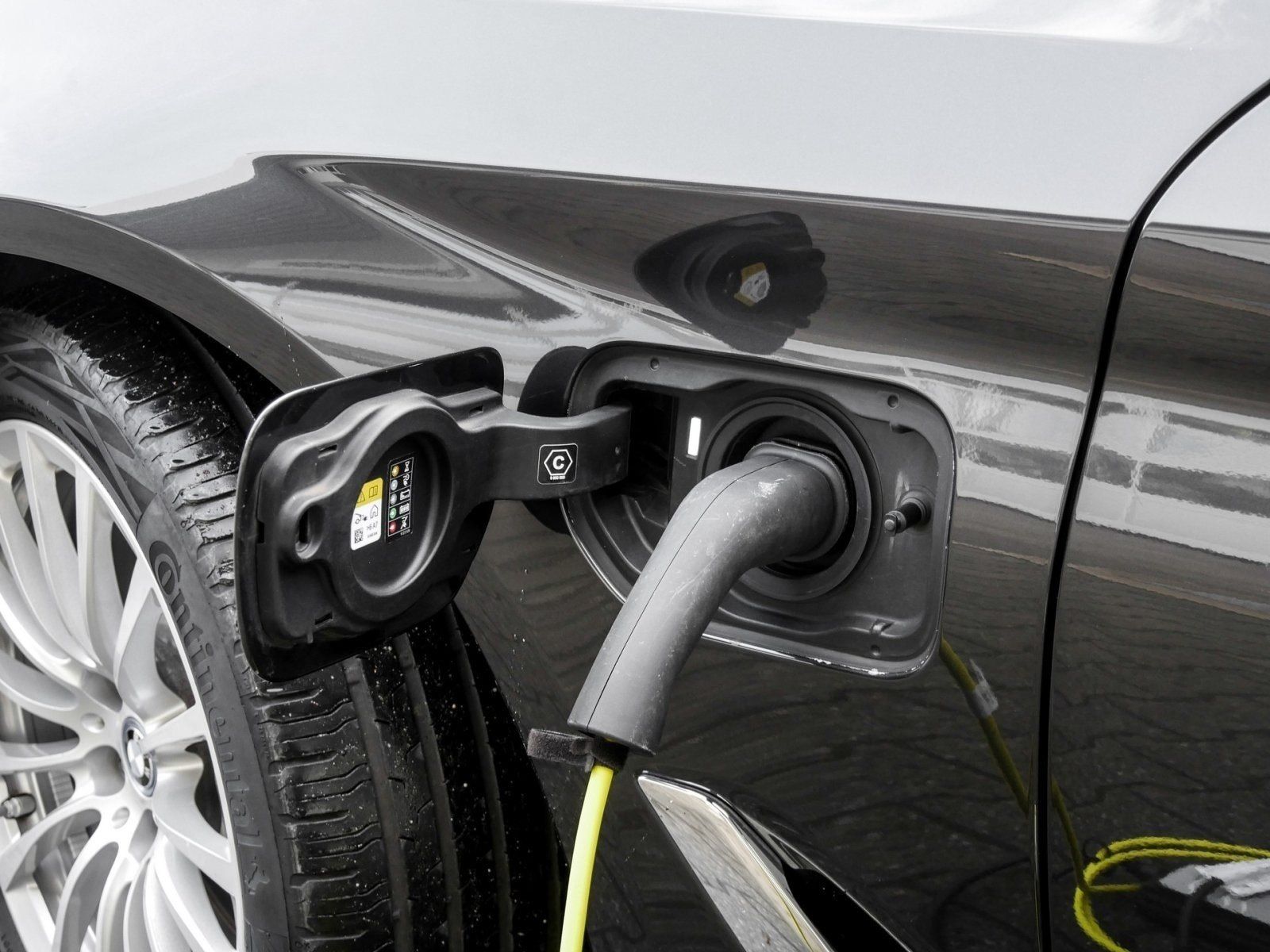 BMW 530e xDrive TOURING+AHK+HuD+DA PROF+PA foto 16