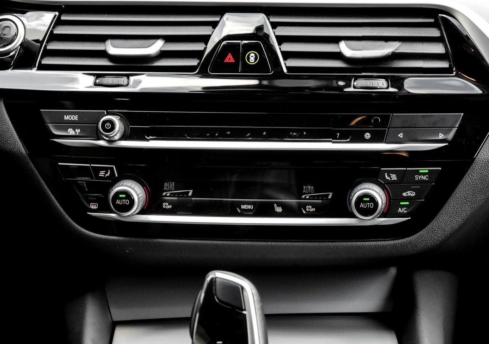 BMW 530e xDrive TOURING+AHK+HuD+DA PROF+PA foto 9