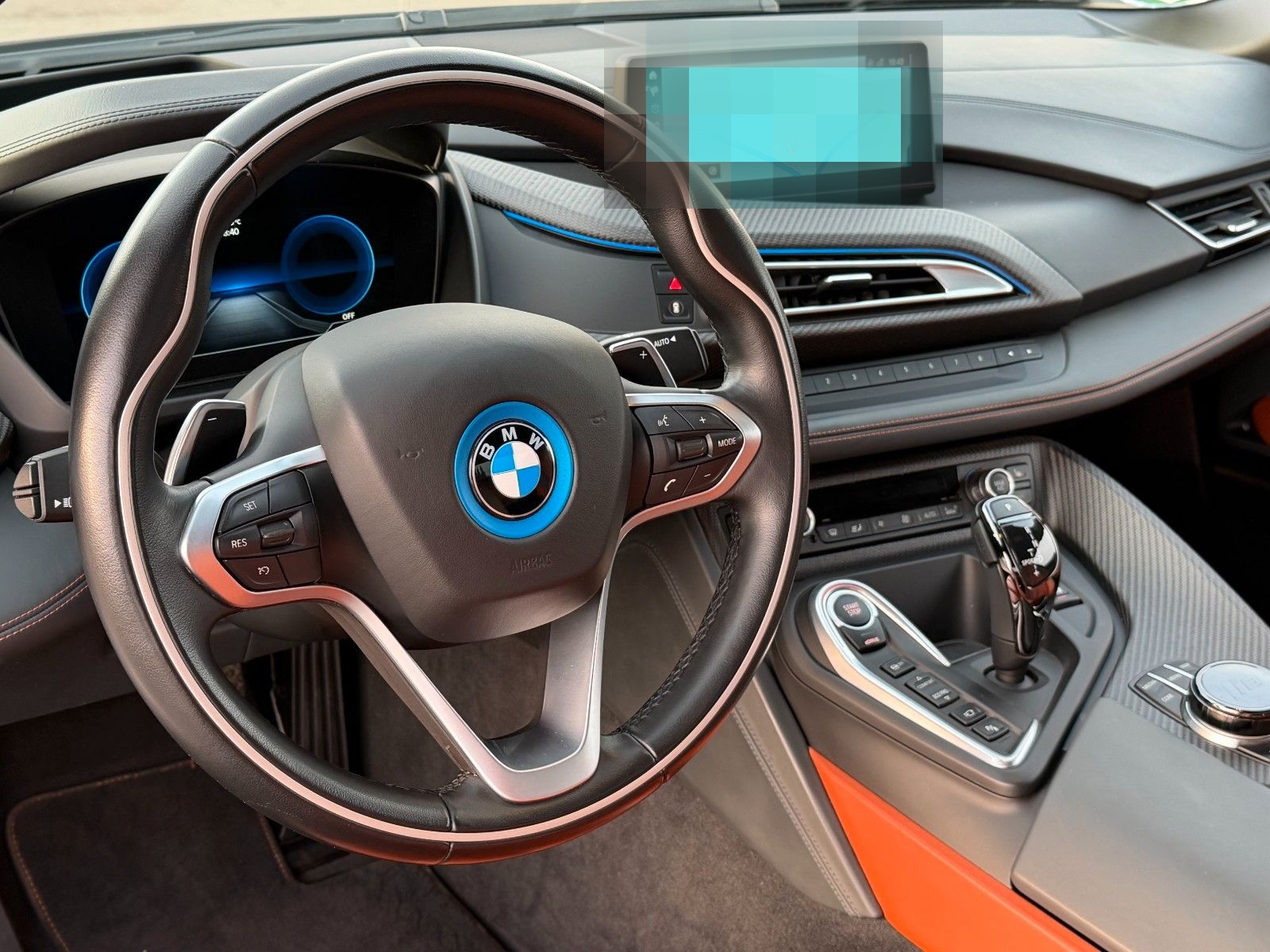 BMW i8 Roadster foto 10
