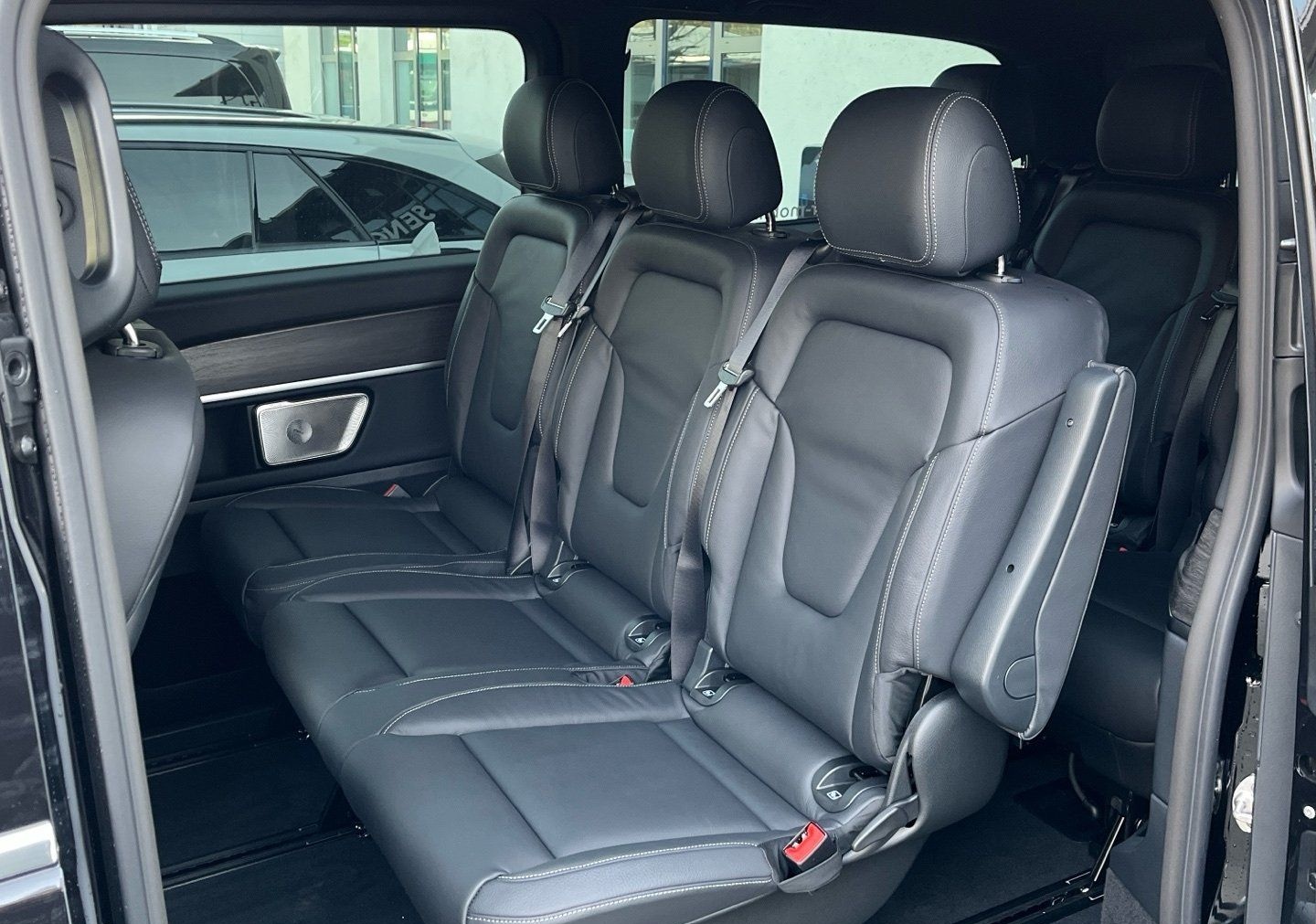 Mercedes-Benz V 300 d Avantgarde 4x4 extralang Distr. 360° 9G foto 14