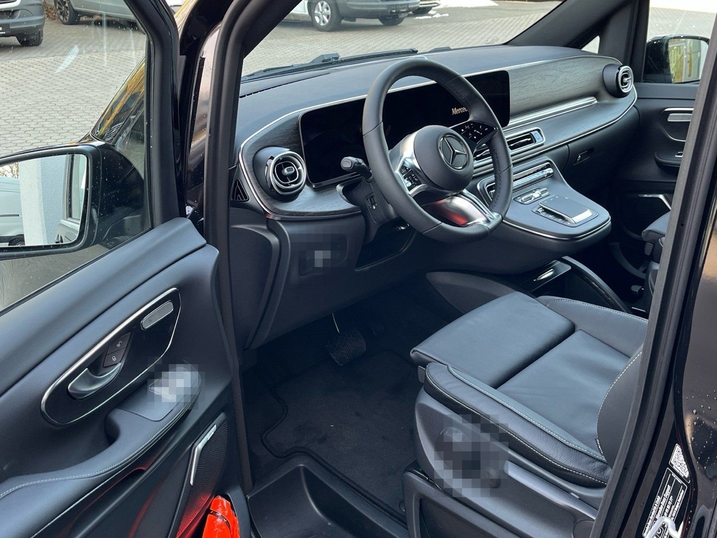 Mercedes-Benz V 300 d Avantgarde 4x4 extralang Distr. 360° 9G foto 12