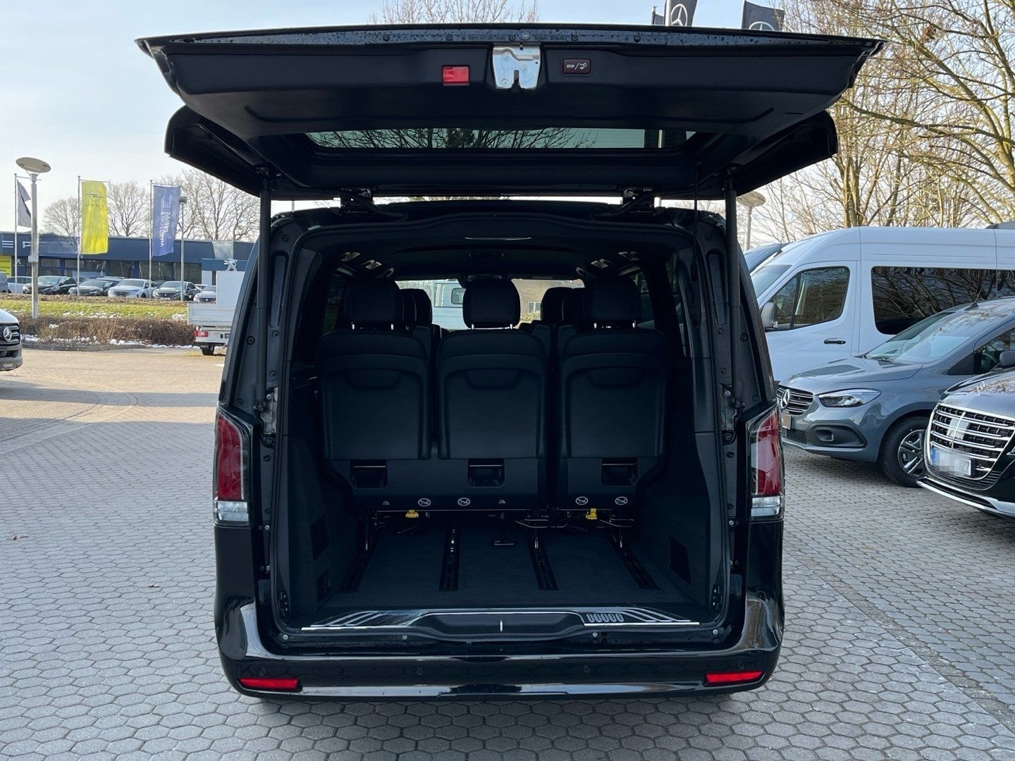 Mercedes-Benz V 300 d Avantgarde 4x4 extralang Distr. 360° 9G foto 16