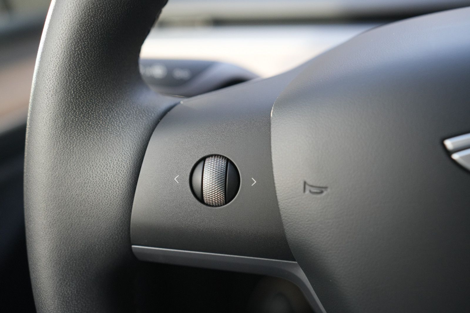 Tesla Model Y Basis RWD*1.HAND*PANO*ACC*AUTOPILOT* foto 21