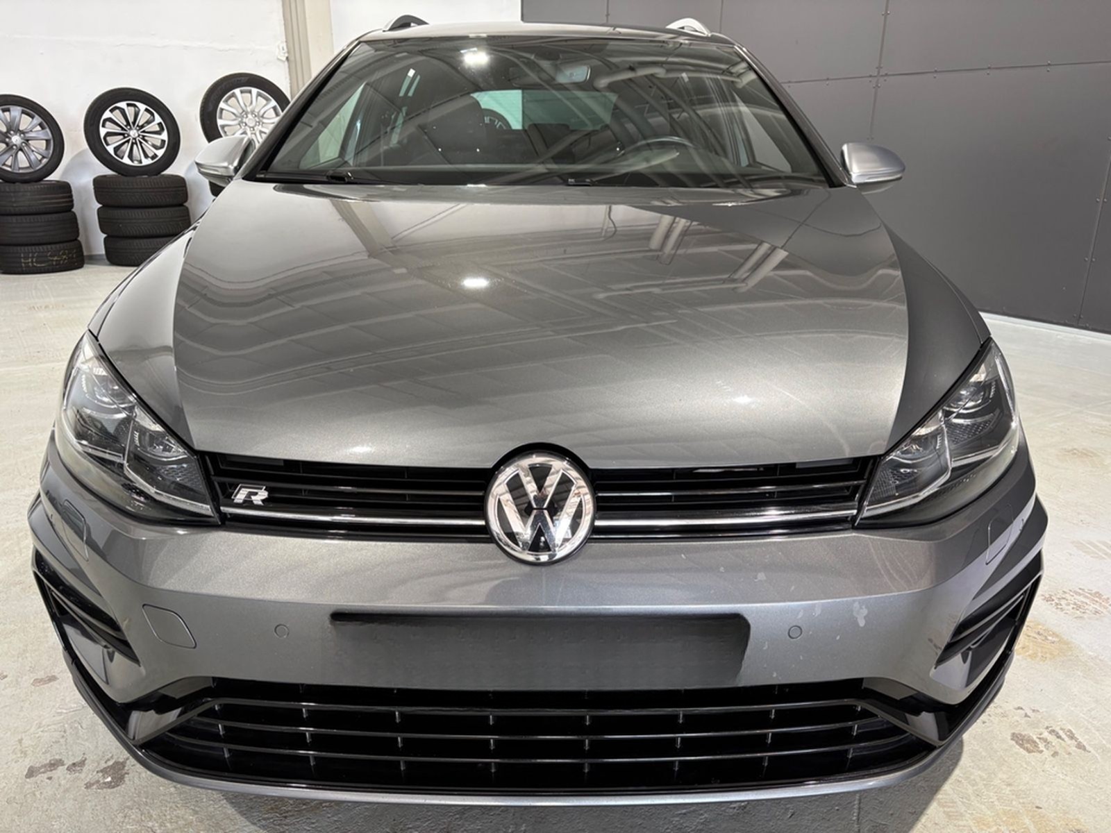 Volkswagen Golf VII Variant R 4Motion*LED*Navi*Alcantara* foto 2