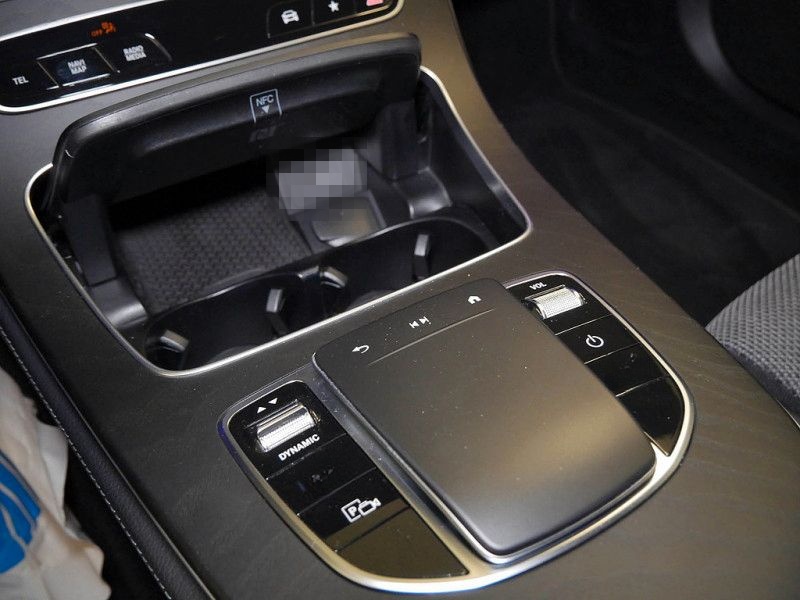 Mercedes-Benz E 300 de T 4M // AVANTGARDE BURM NIGHT WIDE SPUR foto 17