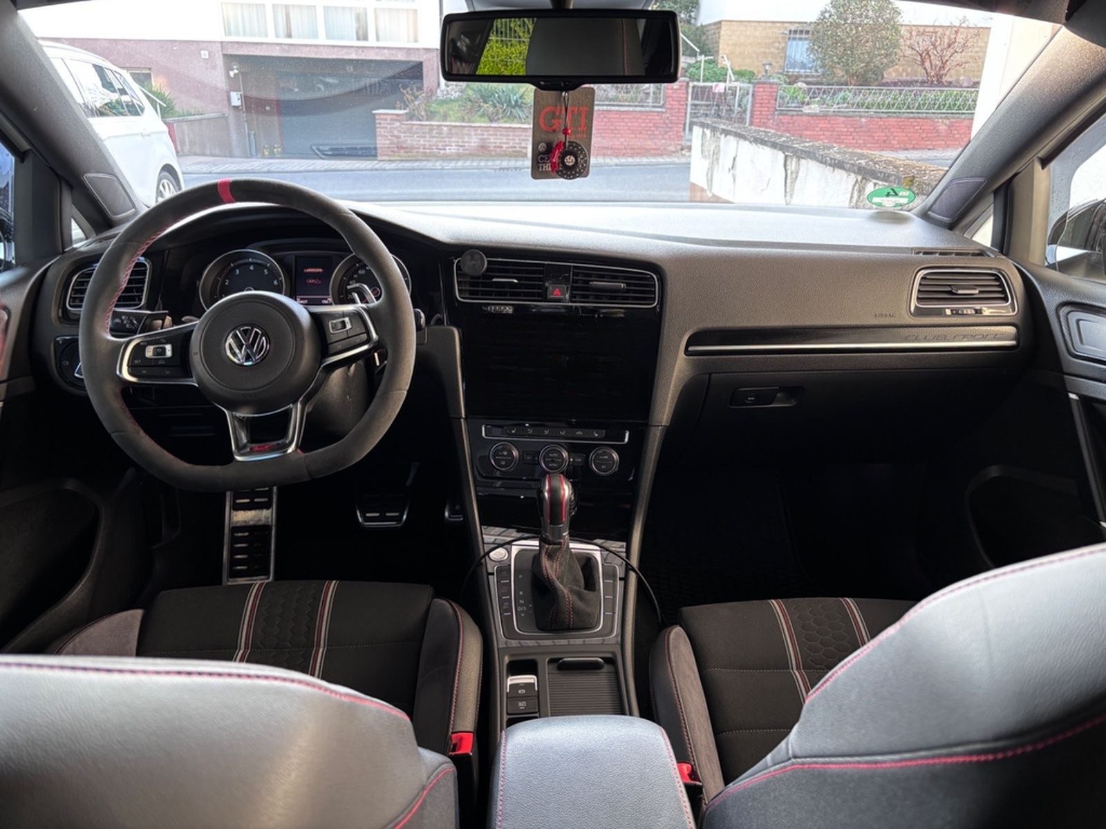 Volkswagen Golf 7 2.0 DSG GTI Clubsport APR foto 6