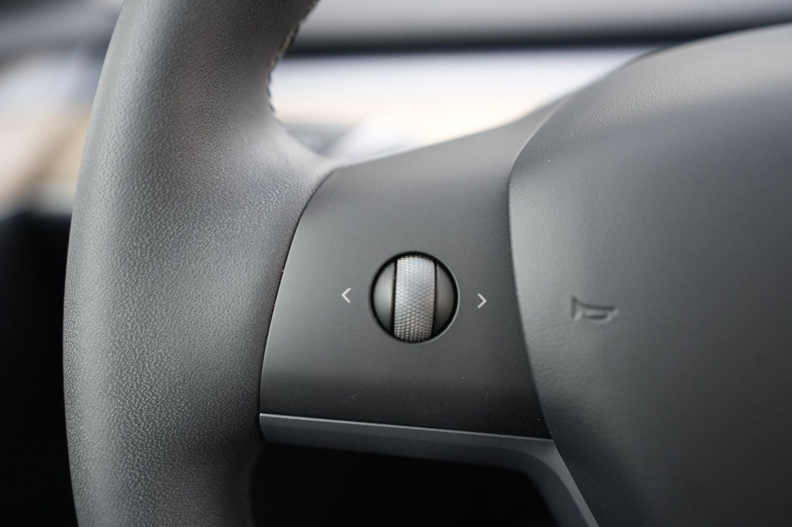 Tesla Model Y Basis RWD*1.HAND*PANO*ACC*AUTOPILOT* foto 21