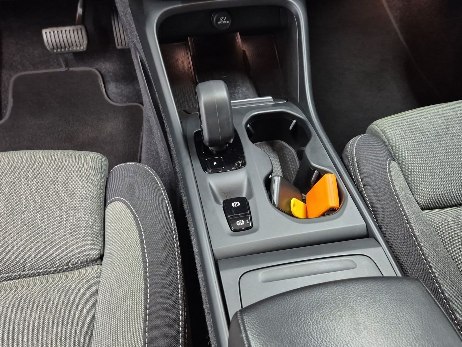 Volvo XC 40 B3 2WD Core foto 14