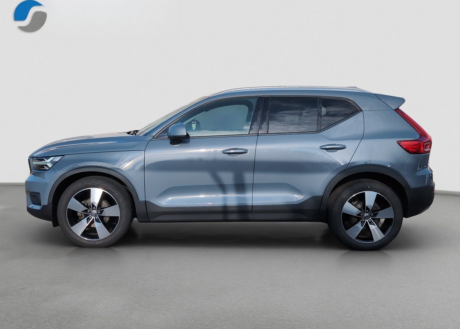 Volvo XC40+T3+GT+Lenkradhzg+R-Kam+PilotAss+AHKsemi++++ foto 2