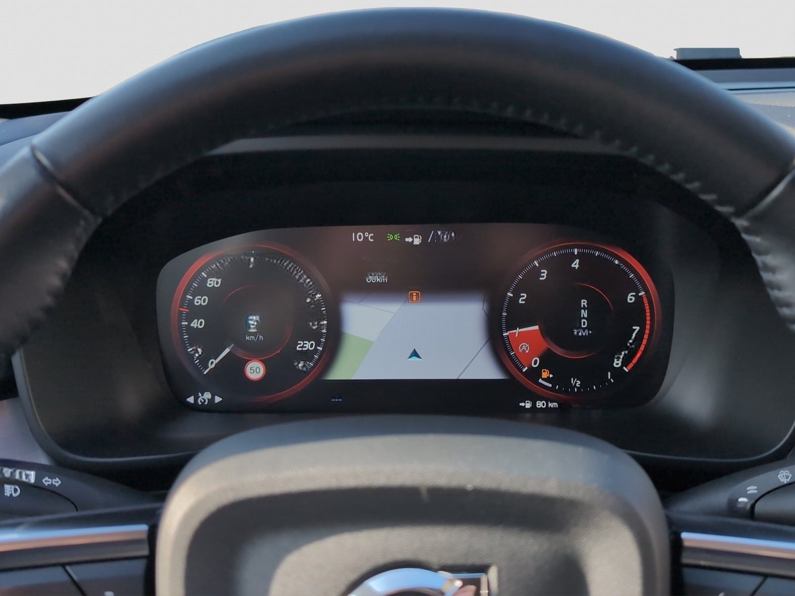 Volvo XC40+T3+GT+Lenkradhzg+R-Kam+PilotAss+AHKsemi++++ foto 5