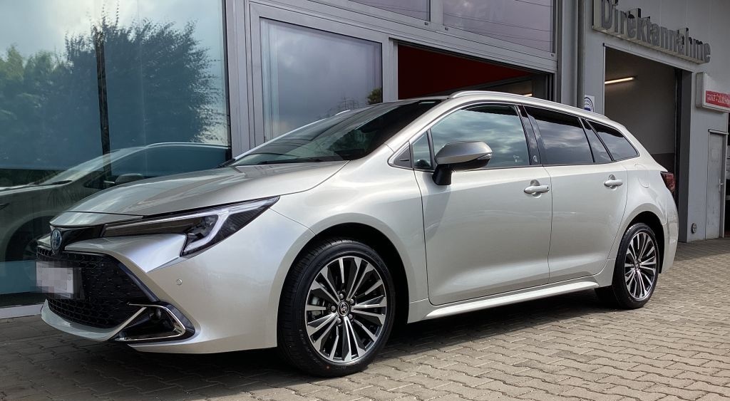Toyota Corolla 2.0 Hybrid Touring Sports Team Deutschla foto 2