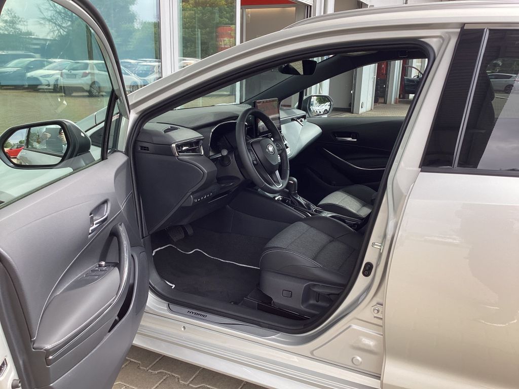 Toyota Corolla 2.0 Hybrid Touring Sports Team Deutschla foto 7