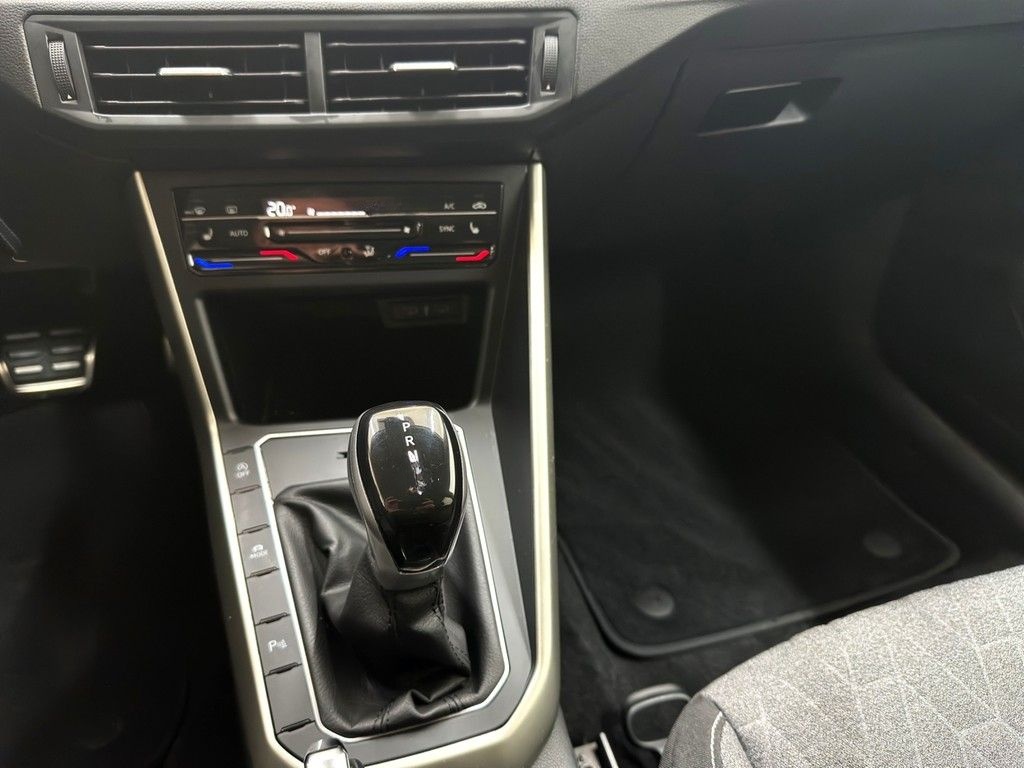 Volkswagen Polo 1.0 TSI DSG Life IQ.LIGHT*NAV*SHZ*ACC*PDC*V foto 15