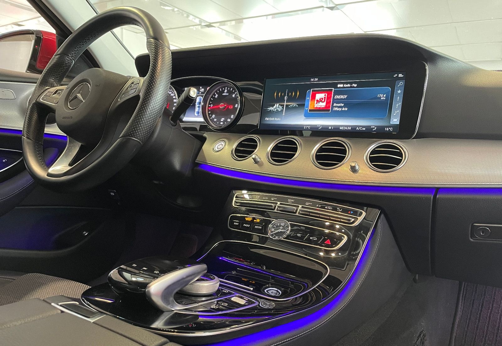 Mercedes-Benz E 220 Lim 4Matic*1.Hd.+SHgpfl.+Kam.+DAB+Navi+LED foto 18